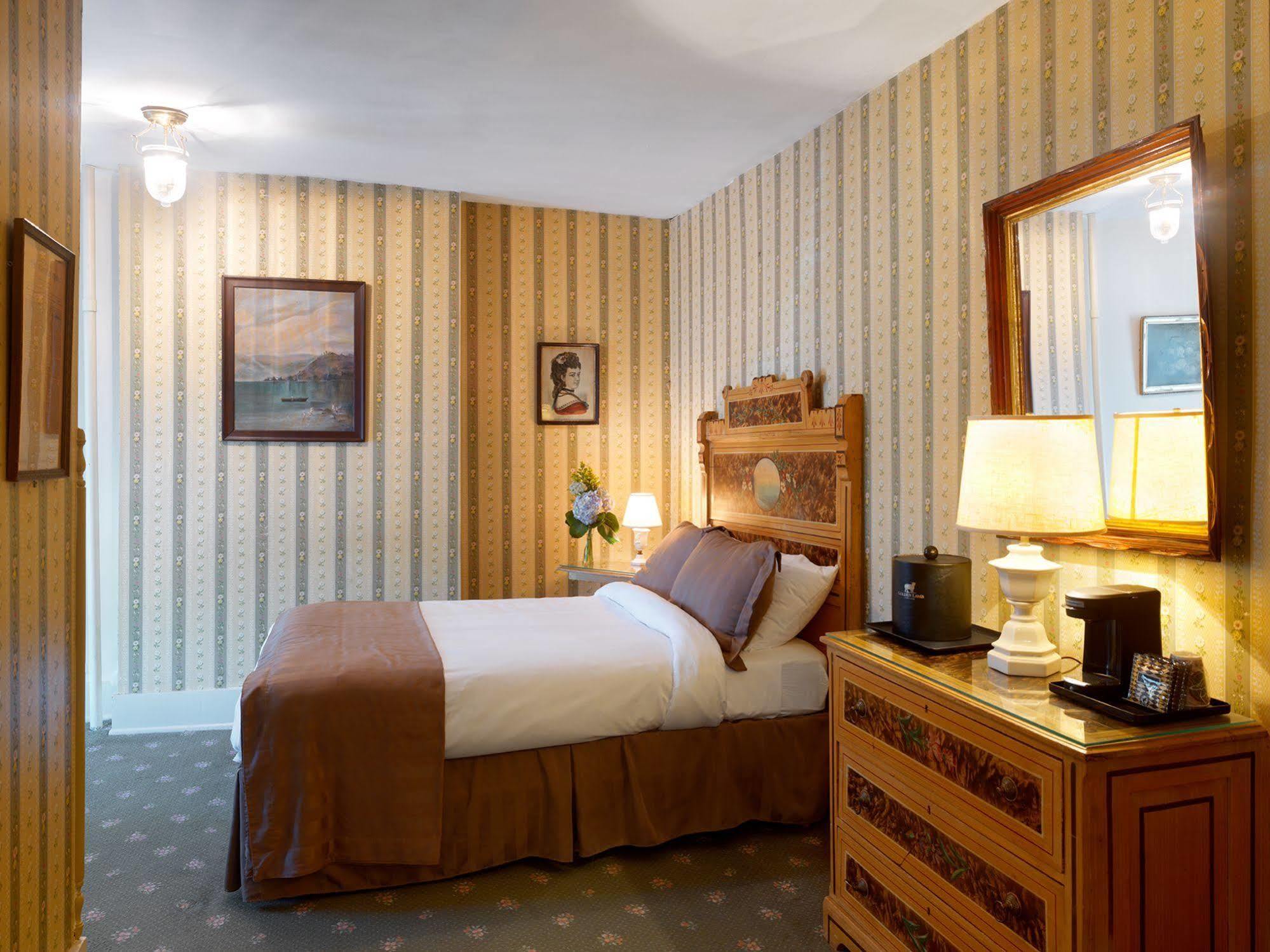Hotel The Golden Lamb Lebanon Exterior foto